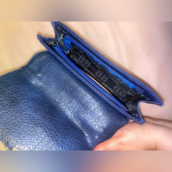 Blue Crossbody Bag with Gold Chain - Picture 3 of 3